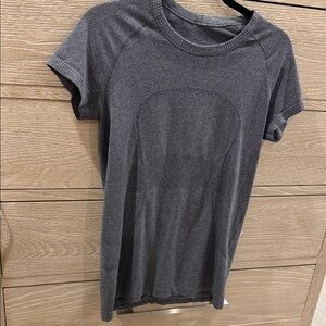 lululemon athletica Charcoal Short Sleeve Tee-10